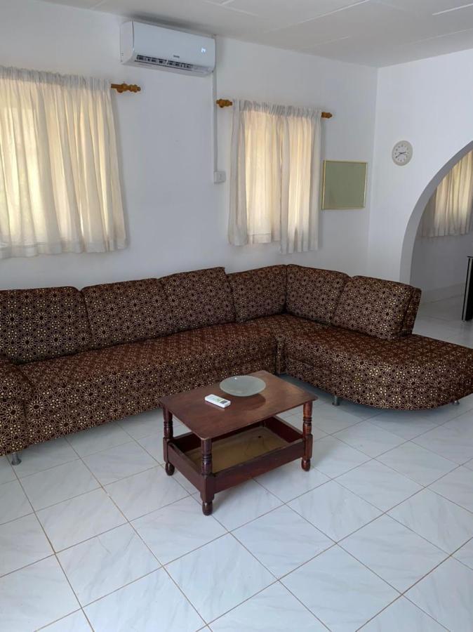 Swiss Garden House In Kerr Sering With Full Private Compound Serrekunda Exterior photo